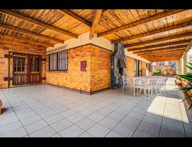 4 BEDROOM HOUSE FOR SALE IN HURLYVALE